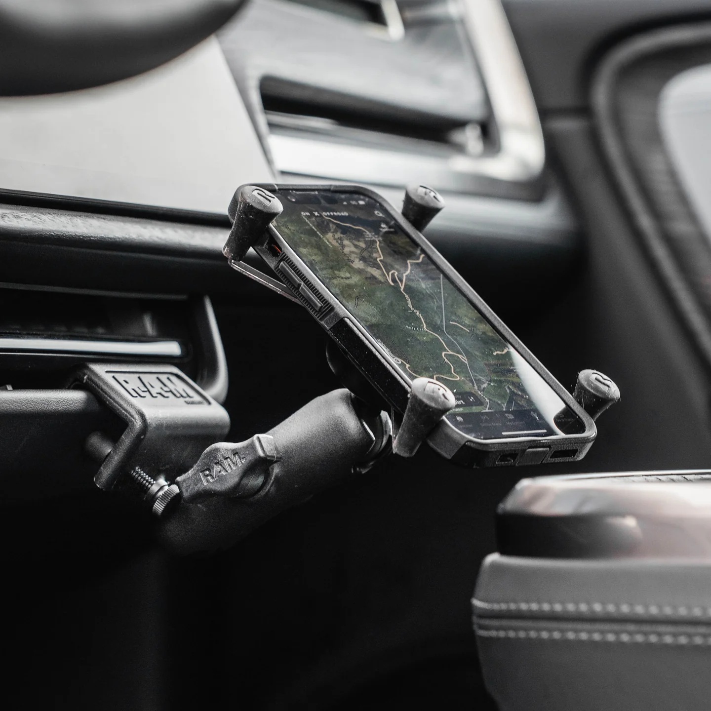 RAM-B-177-UN9U X-Grip für 9-11 Zoll Tablets mit Blendschutz-Klemme (kurz) 9 RAM-B-177-UN9U X-Grip für 9-11 Zoll Tablets mit Blendschutz-Klemme (kurz) 9